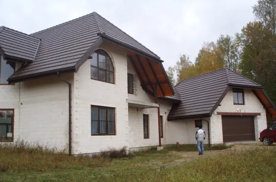 Dubultieloces dakstiņu jumts Baltezerā 3