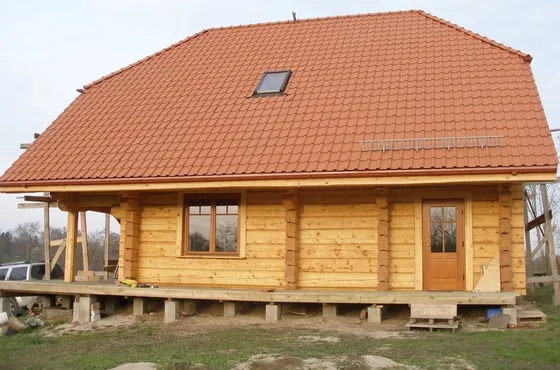 Dakstiņu jumts Brunavā 1